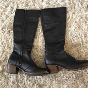 Sutro footwear black leather knee high boots 8 1/2